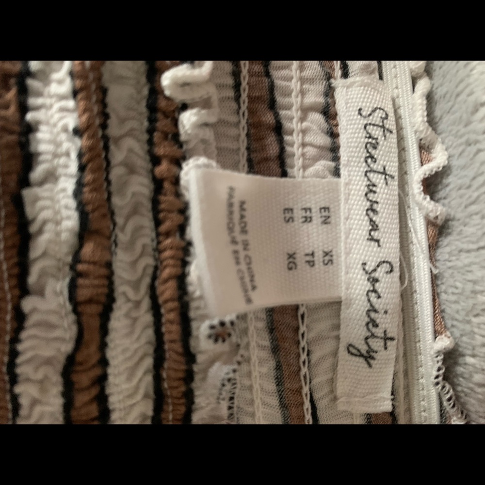Womens off the Shoulder Cropped Streetwear Society Shirt - Picture 3 of 3